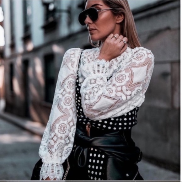 White lace scalloped high neck long sleeve Top Boho - Picture 6 of 14
